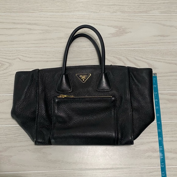 Prada Vitello Daino front pocket wing tote black leather - Picture 16 of 17